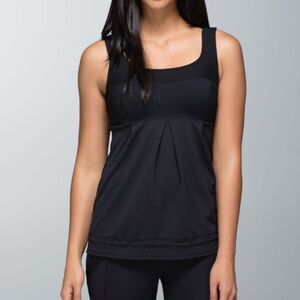 Lululemon Black Elevate Tank Top 10 Luxtreme Excellent DrawString Waist